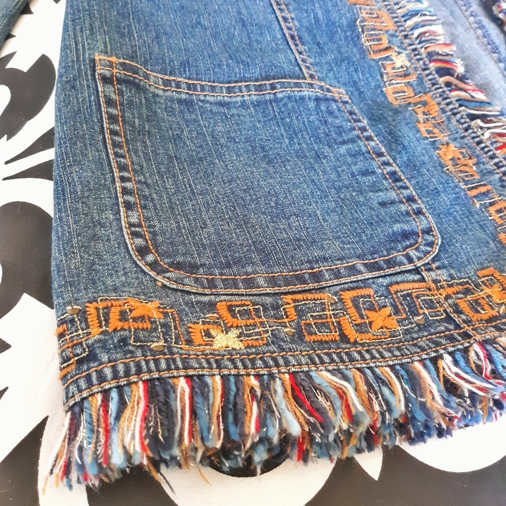 Ruby Rd Embroidered Denim Fringe Blue Jean Jacket - Picture 7 of 7